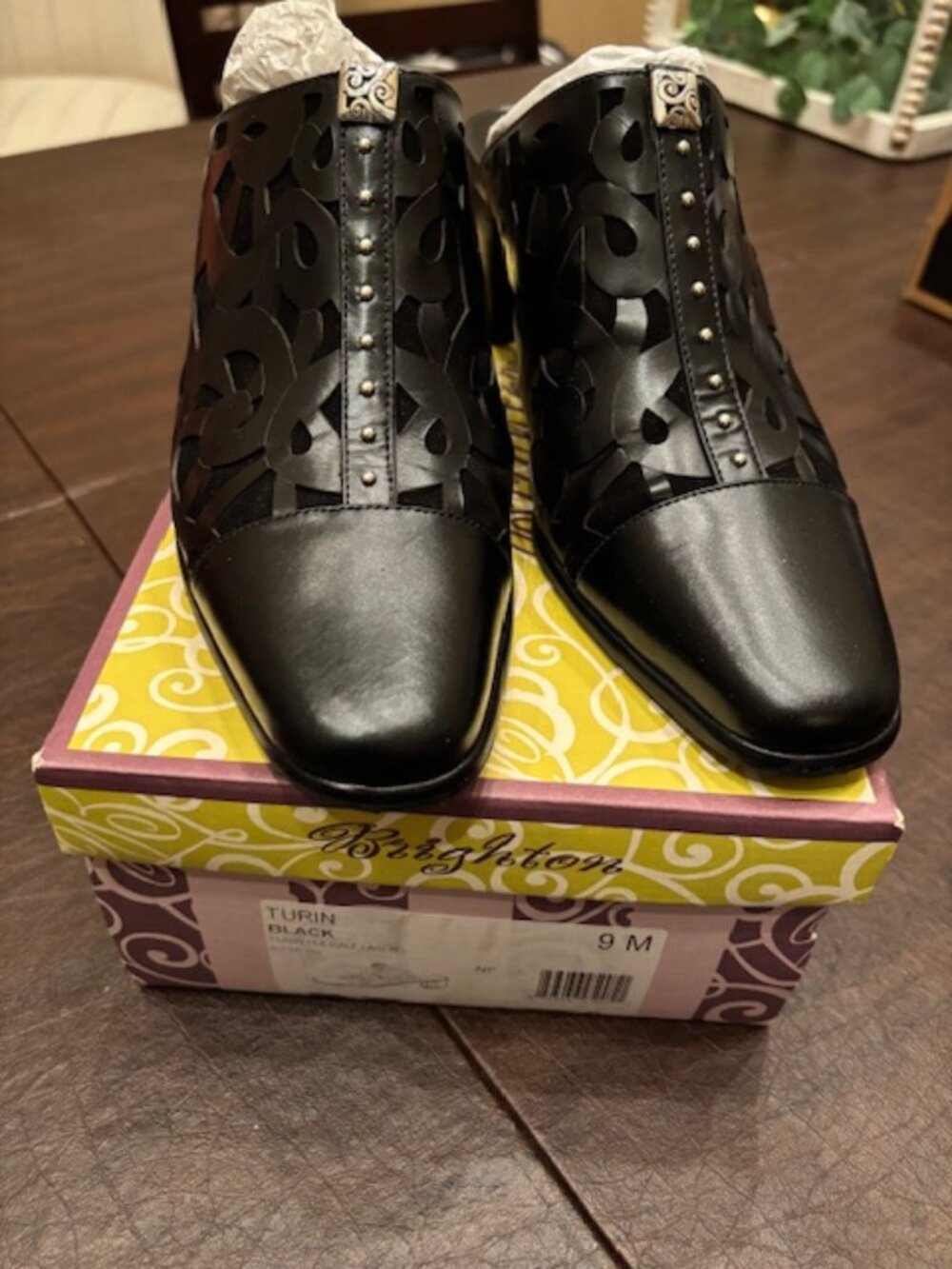 Brighton Turin Black Laser Shoes- Size 9